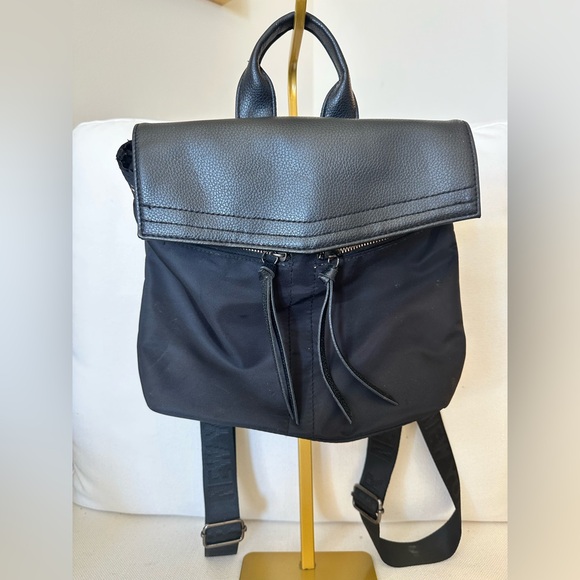 concealed carry sling mini backpack Indie Canvas by DS Conceal Blue Canvas Mochila Chenson 8184593 Preta aoking right D COLOR:PINK BLUE
